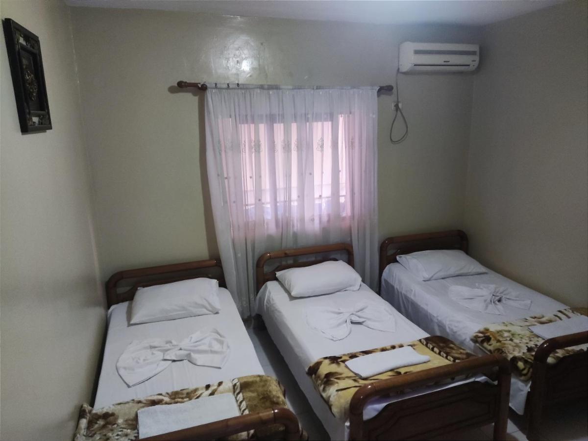 Dafina Hotel Тирана Экстерьер фото