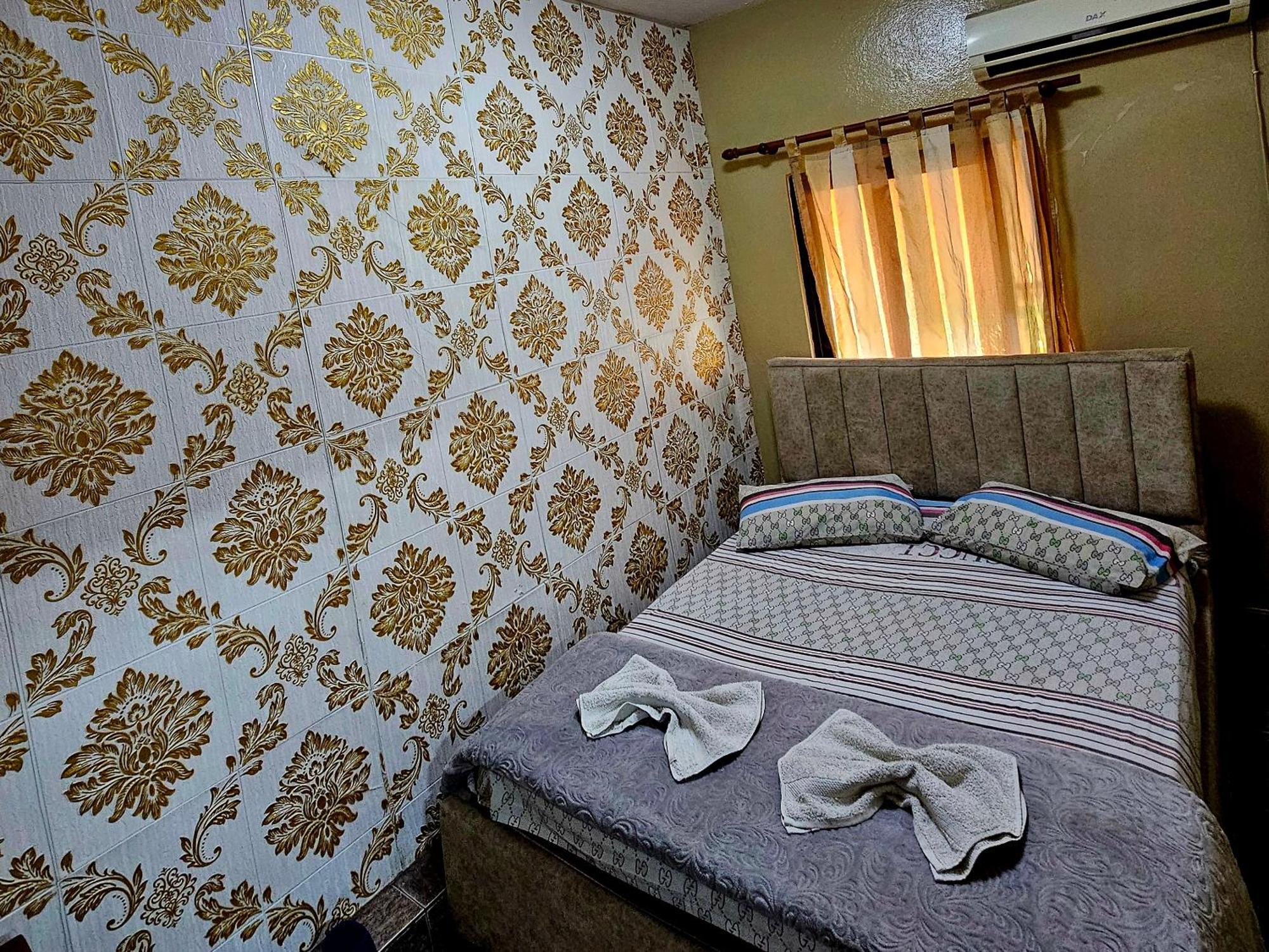 Dafina Hotel Тирана Номер фото